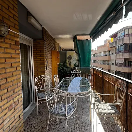 Lukas Alloggio in famiglia